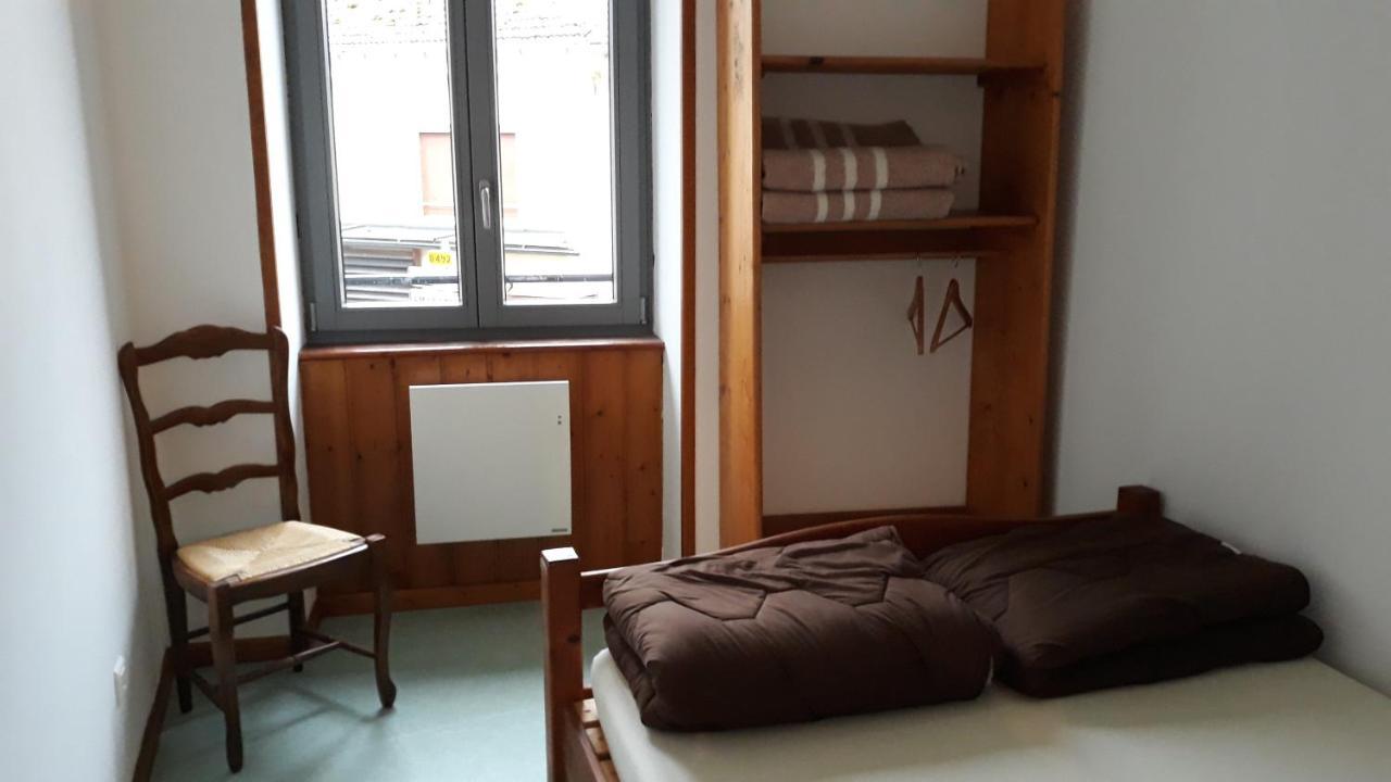 Nans-sous-Sainte-Anne Les Repaires酒店 外观 照片